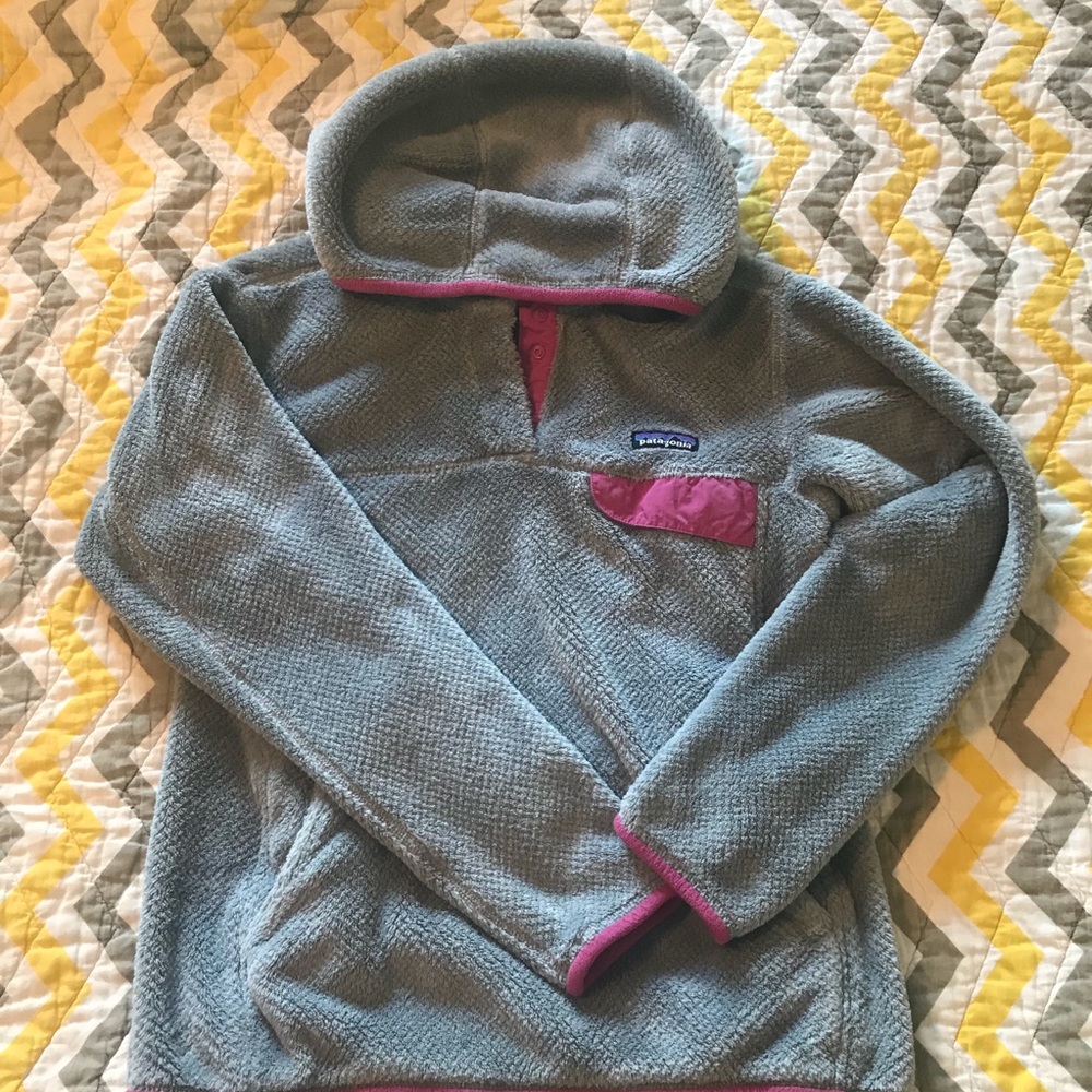 Hard to find hooded Patagonia Synchilla